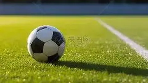 萧亚轩晒素颜自拍，遮掩咬痕皱纹成焦点