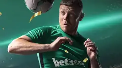 亚历山大力压火箭，狂揽51分7助攻5篮板助雷霆取胜