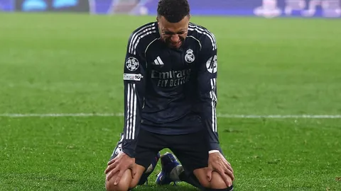 吴艳妮美貌引热议，361回复热议不断！